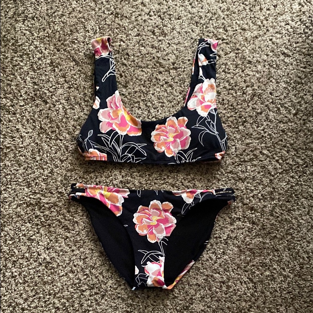 Floral Bikini Set in Black and Pink